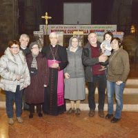Vescovo e familiari suora missionaria