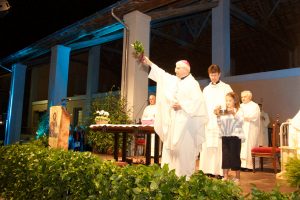 settembre 2018 messa del vescovo cascina s. ignazio il vescovo benedice